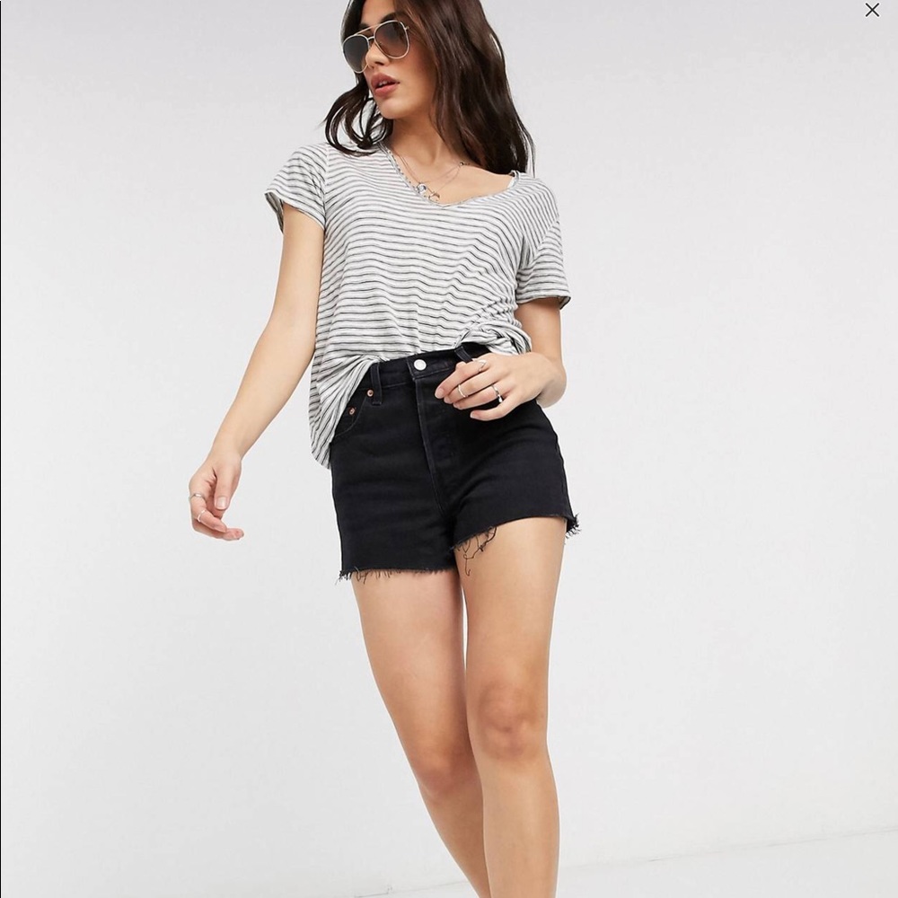 Ribecage Short